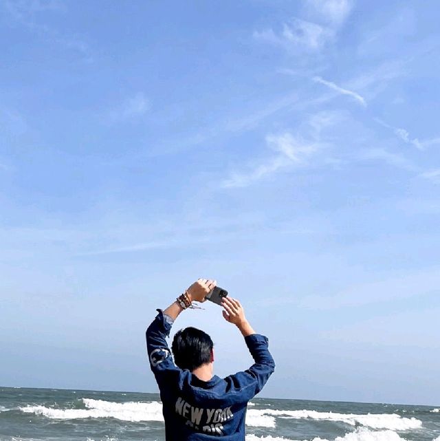ทะเลชายหาดบ้านกรูด เงียบ สงบ เป็นส่วนตัวมาก 