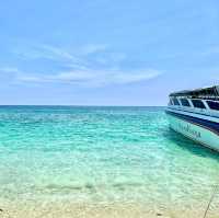 ท้าแดดที่เกาะไข่ 🏝