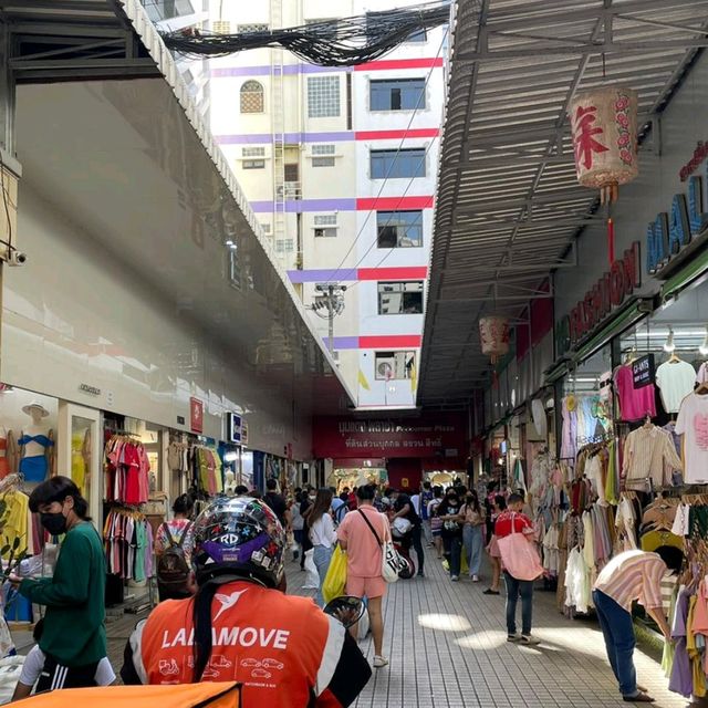 Bangkok- Pratunam Morning Market 