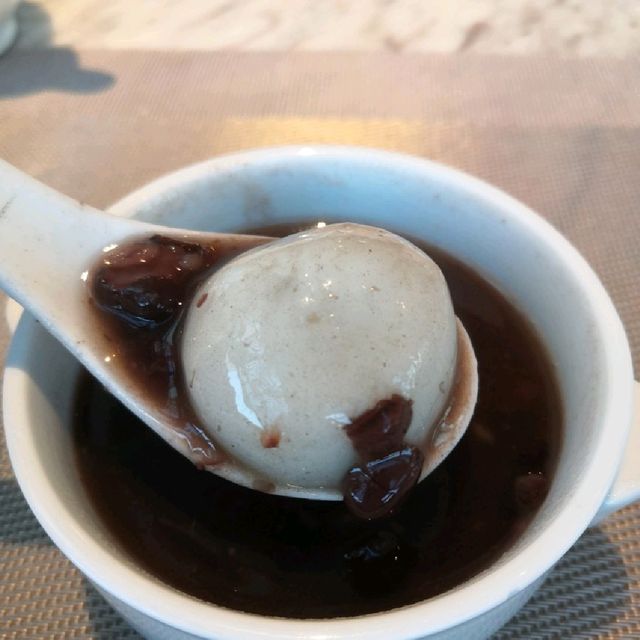 高質超豐盛的中式佳節套餐「歡慶佳節盛宴」 高質超豐盛的中式佳節套餐「歡慶佳節盛宴」