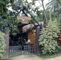 จิบกาแฟ ชมสัตว์ บ้านสวนกวาง โฮมสเตย์&คาเฟ่ พัทลุง