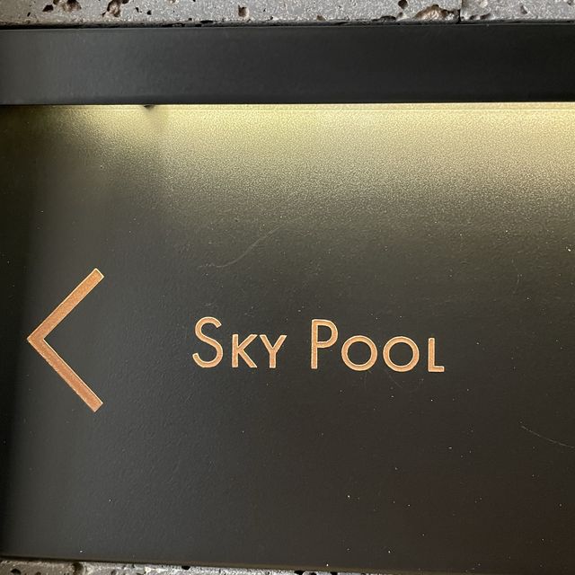 Skypool @ The Clan 