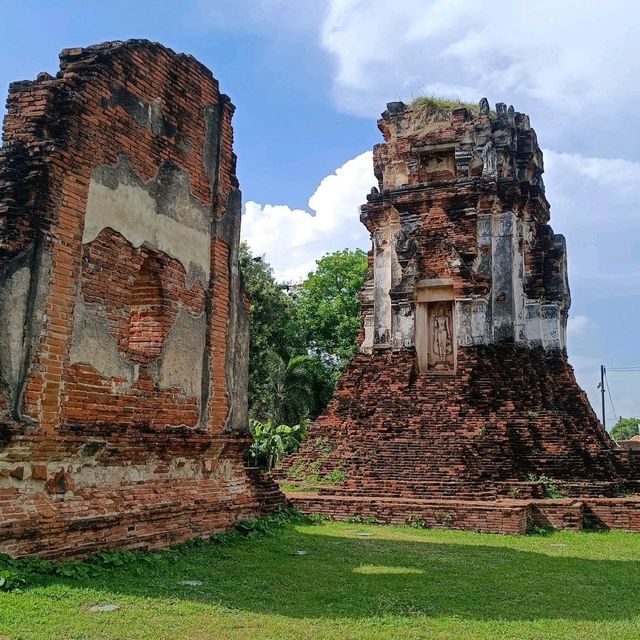 เที่ยวรอบวงเวียนศาลพระกาฬ ลพบุรี ดูลิง