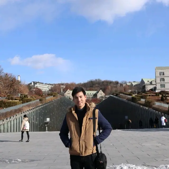 EWHA WOMANS UNIVERSITY​ มหาวิทยาลัยวิวสวย​ตึกเก๋