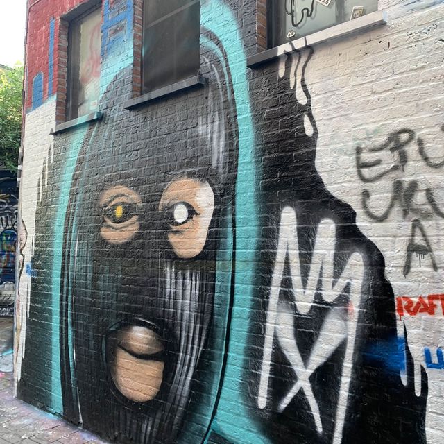 ever- changing graffiti street 