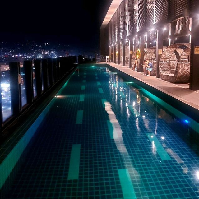  Poolside Bar Kita, Bai! 