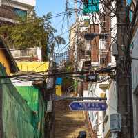 50년 역사 부산 보수동 책방 골목