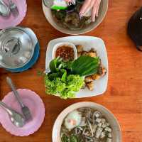 เจ้เนือง ก๋วยจั้บญวน 