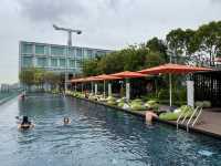 Rooftop infinity pool at Hotel JEN Orchard SG