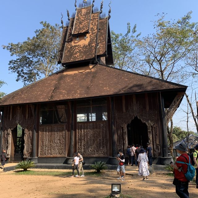 พิพิธภัณฑ์บ้านดำ เชียงราย