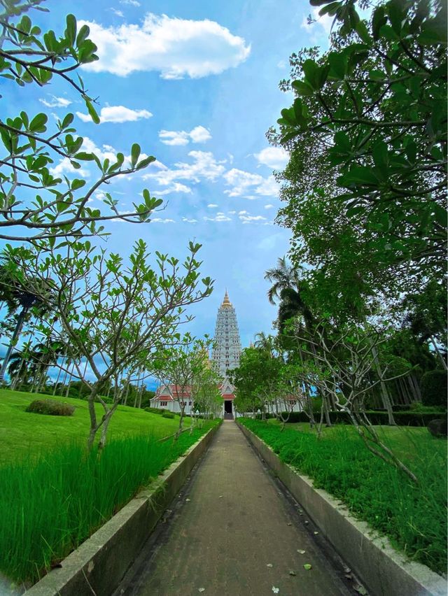 เข้าวัดบ้างงง
