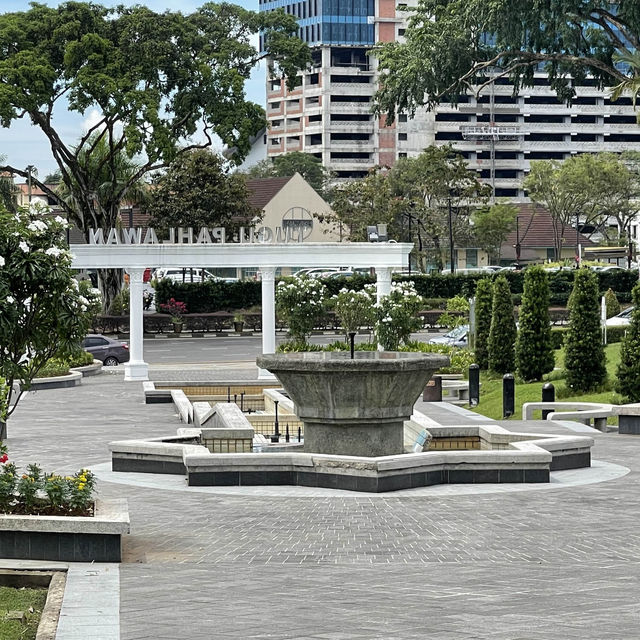 Tugu Pahlawan Kuching 