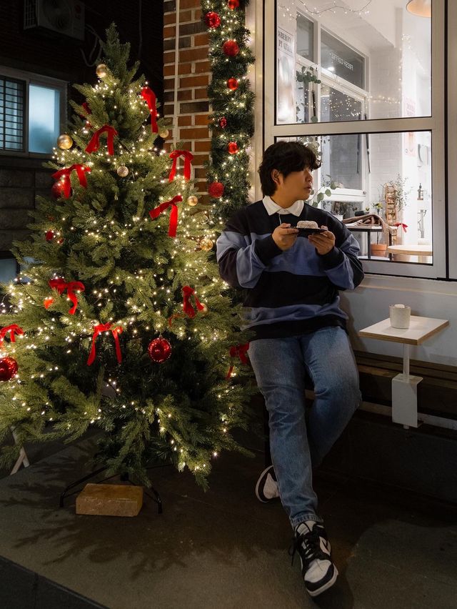 골목안에 숨겨진 이국적인 도넛가게