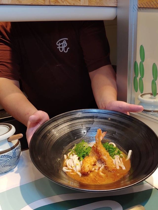 新派日式一人前烏龍麵店