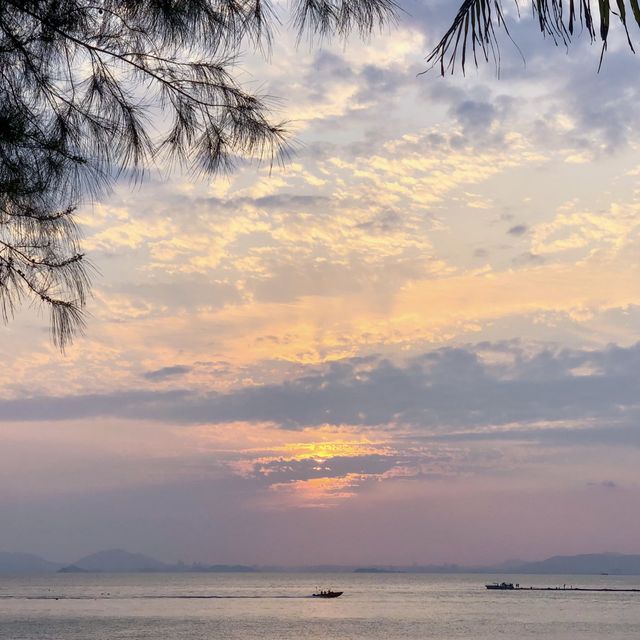 Sunrise to Sunset - Beach View 