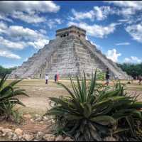 One of the seven wonders: Chichén Itzá. 