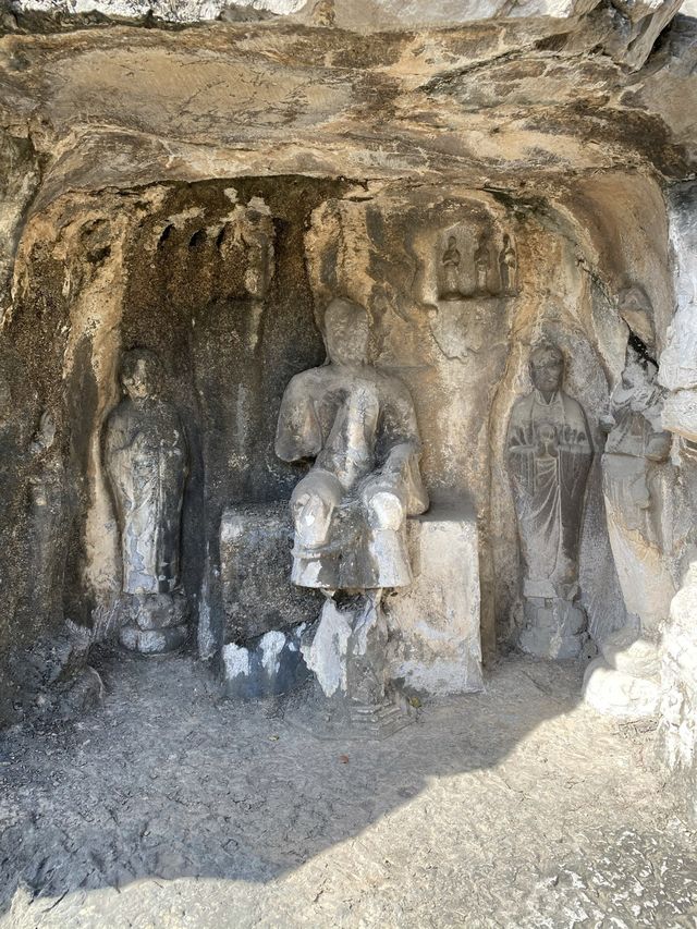 An Afternoon at Longmen Grottoes