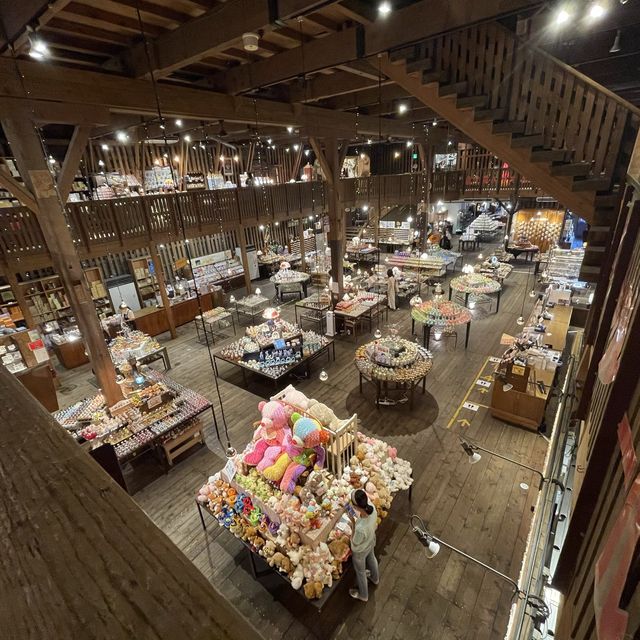 歴史的建造物と共に聴く「小樽オルゴール堂」本館