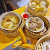 抵食高質復古裝修點心店