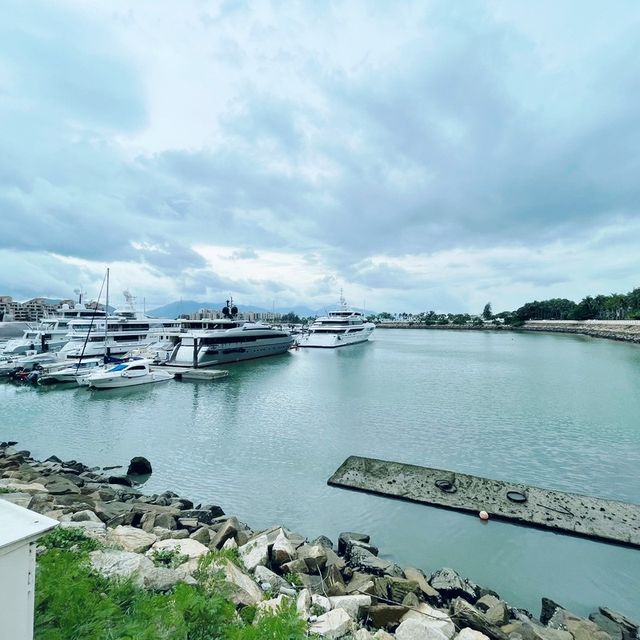 充滿歐陸風情的「黃金海岸廣場」 充滿歐陸風情的「黃金海岸廣場」