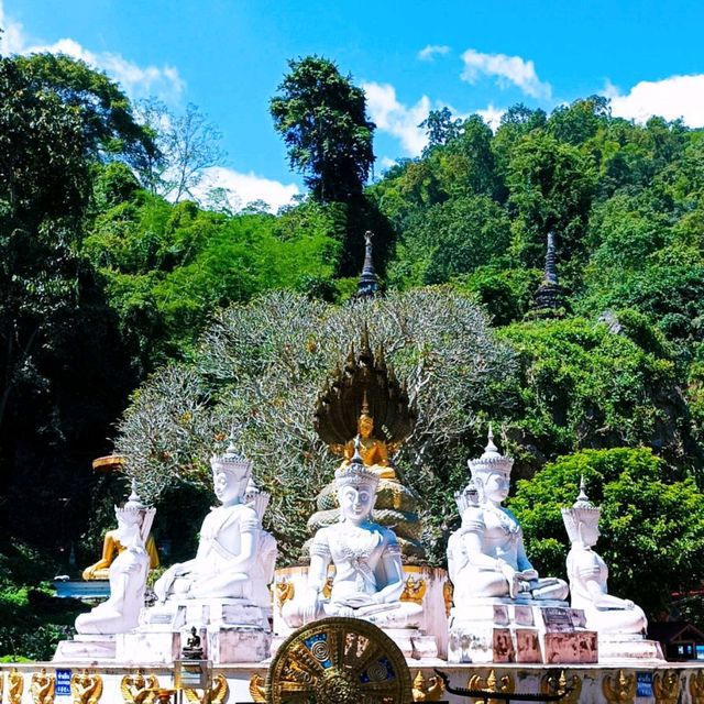 CHIANG DAO CAVE