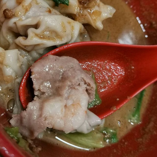 新北市三重區美食「新川牛肉麵」～便宜大碗料多味美…CP值高👍