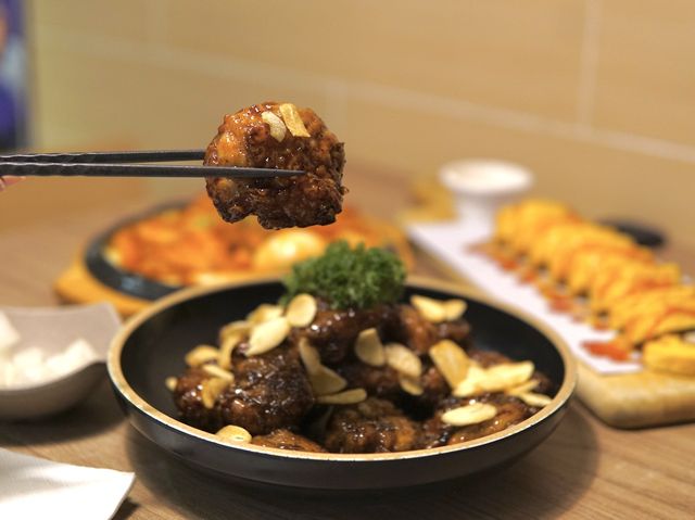 甜鹹蜜糖蒜香烤雞味道豐富