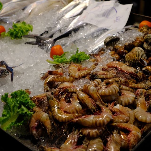 ร้านอาหารชื่อดัง บนเกาะหลีเป๊ะ...