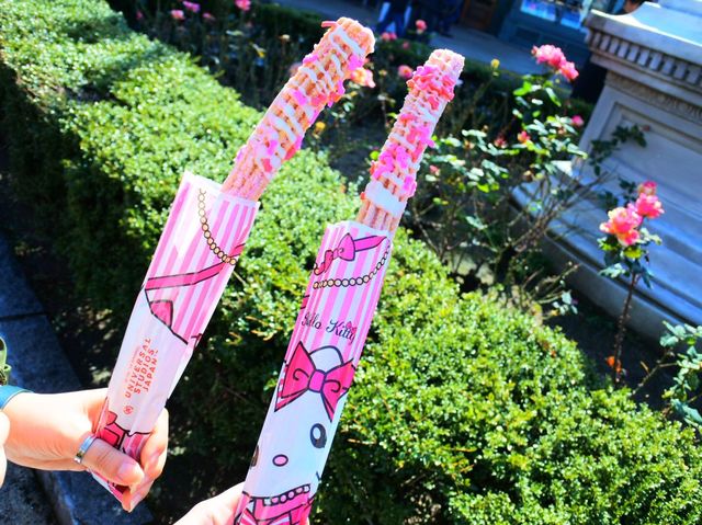 アトラクションだけじゃなくグルメも堪能😋
