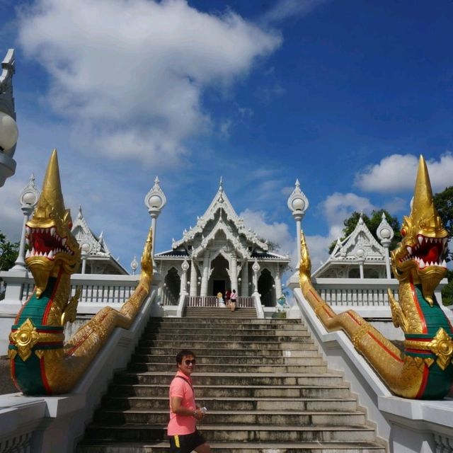 🏛크라비 타운 관광지-Wat Kaeo Korawaram