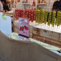 ตลาดคนเดิน เดอะวัน รัชดา(ตลาดรถไฟ)