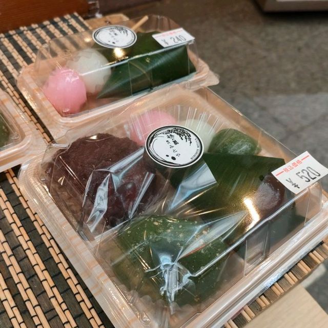 【大阪 黒門】和菓子も洋菓子もお土産の日本のお菓子もここで👍