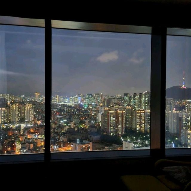 남산뷰 야경을 즐기고 싶다면, 노보텔 앰배서더 서울 용산 주니어스위트