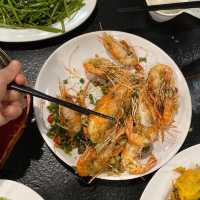 ［新竹市/香山］ 蝦暢複合式餐廳🦐｜有冷氣的釣蝦場就給過 環境乾淨整潔完全不會臭٩(ˊᗜˋ*)و 