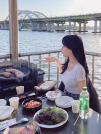 한강에서 노을뷰 보면서 삼겹살먹기❤️‍🔥