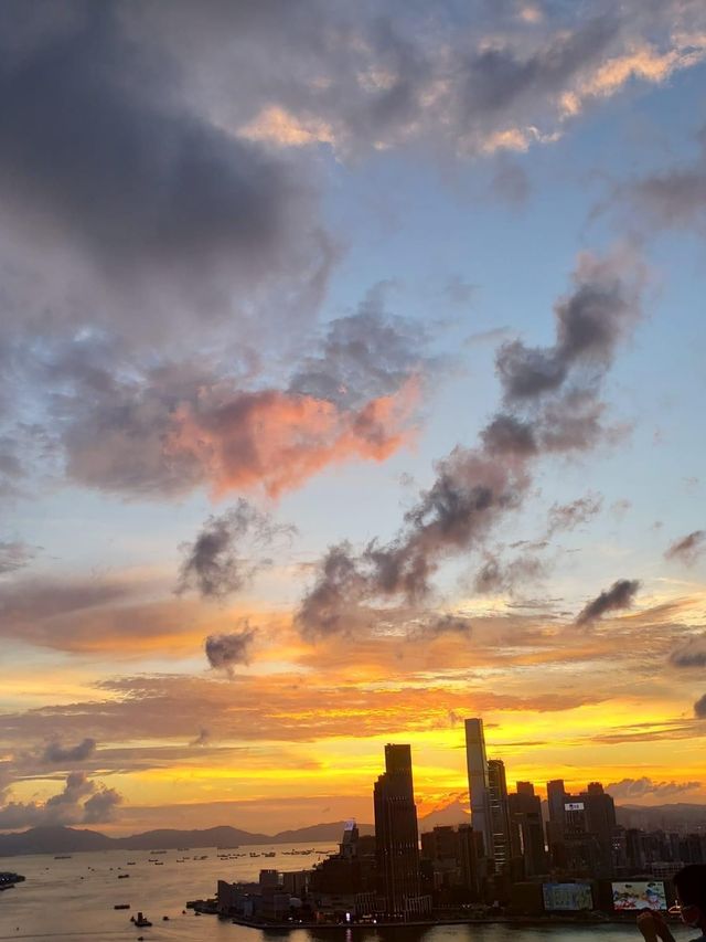 圓形大浴缸 ｜ 超靚海景 ｜ 生日送蛋糕 ｜ 港島海逸君綽酒店