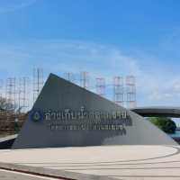 ดอกไม้บานที่บ้านพ่อ อ่างเก็บน้ำดอกกราย