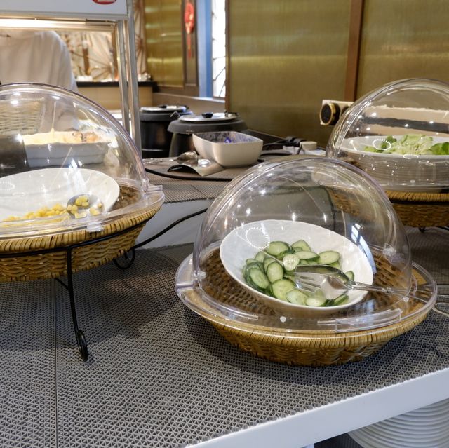 八折午市自助餐