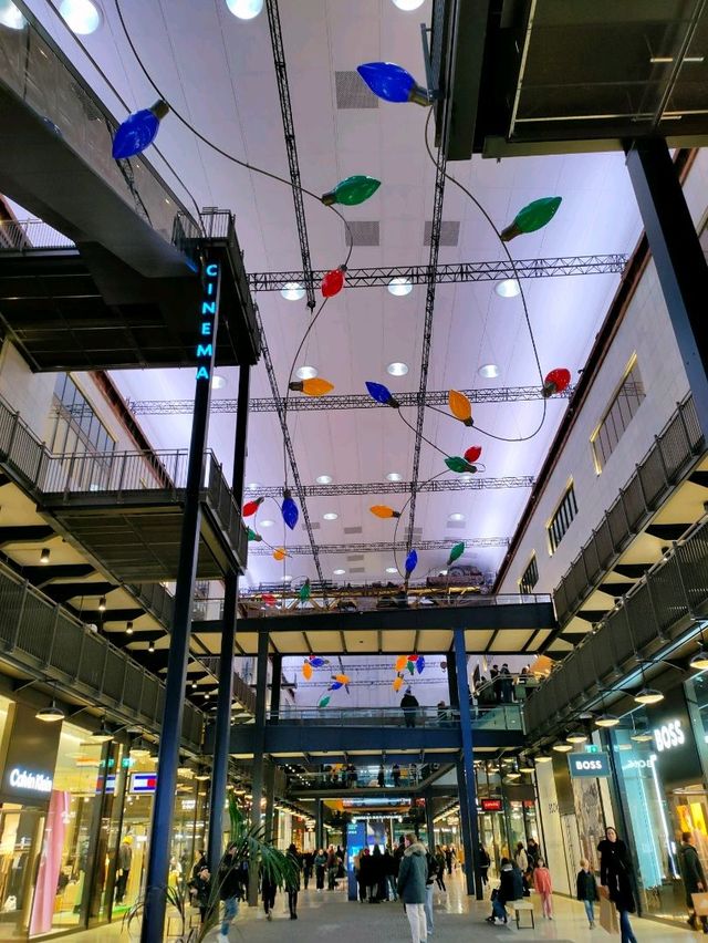 Shopping at Battersea Power Station 🎄✨❤️