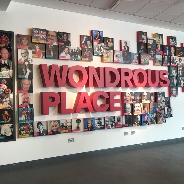 英國新建的最大的國家海濱博物館。The Museum of Liverpool