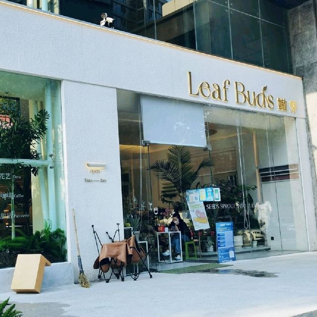 Leaf Buds Coffee and Flower shop