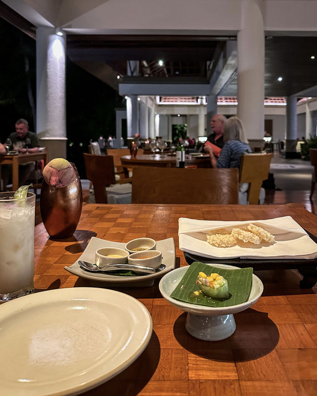 I was fooled by the Banyan Tree Phuket, a thirty-year-old hotel that still manages to surprise me like this?
