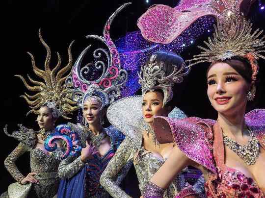 ทิฟฟานี่โชว์ พัทยา | 464 หมู่ที่ 9 ถ. พัทยาสายสอง ตำบล หนองปรือ อำเภอบางละมุง ชลบุรี 20150 ไทย