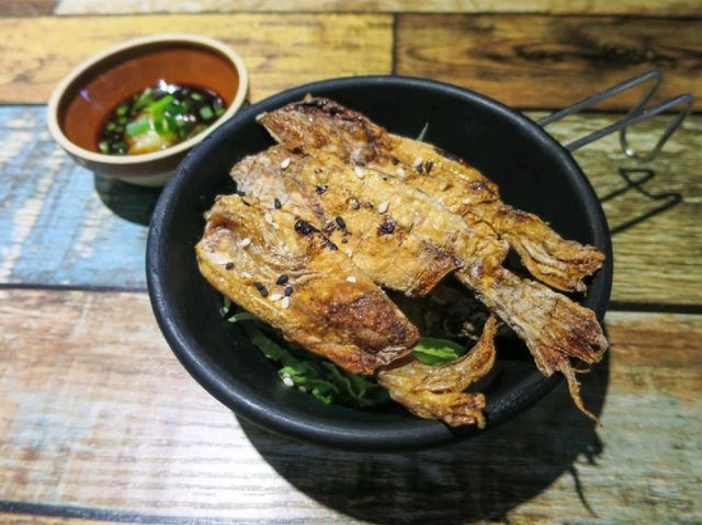 屯門金牌日式炸乳鴿