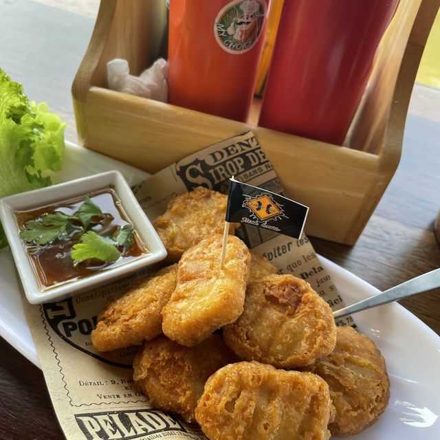 คาเฟ่ชิกๆ ข้ามคลองคาเฟ่ @สามโคก 🥰🥰