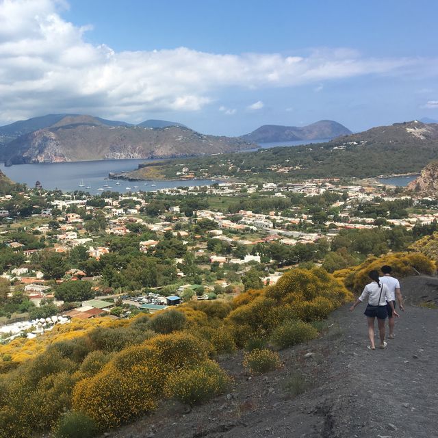 登上火山口於高空欣賞美景