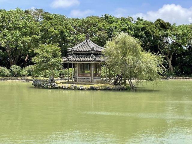 世界遺産の識名園を歩く