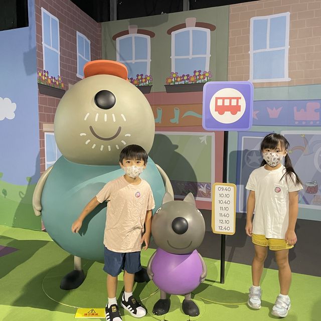 Peppa Pig’s Happy Day Interactive Play