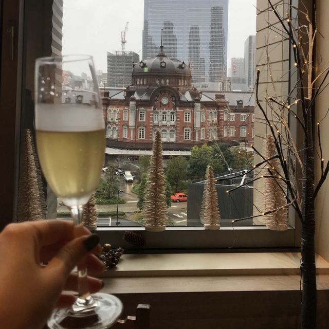 【東京駅】東京駅の絶景とコース料理が楽しめるレストラン♡