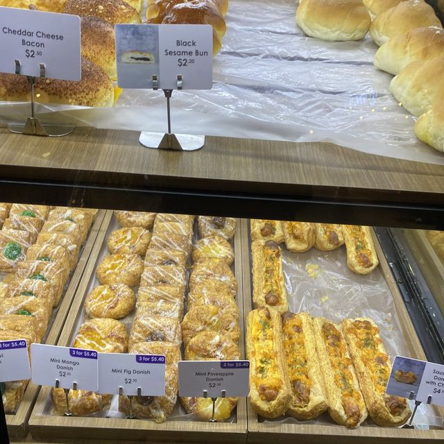 Au Croissant, awesome croissant